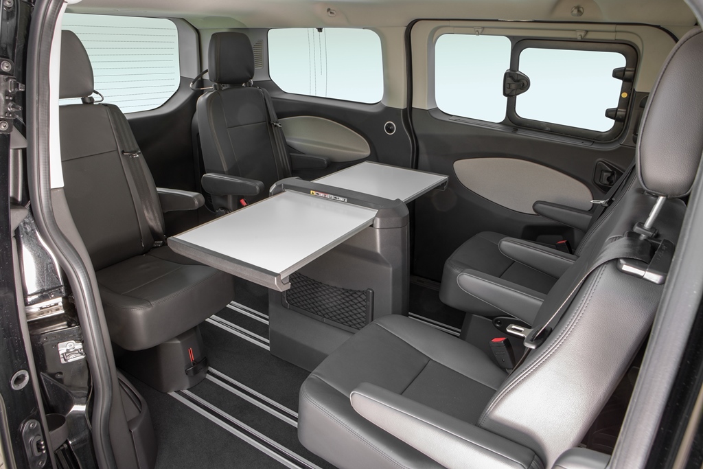 ford_tourneo_custom_business_edition_2