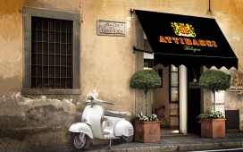 Az olaszok bárhol és bármikor kávéznak, a kávéfajták palettája végtelen, és mindenkinek megvan a saját módszere a tökéletes kávéhoz