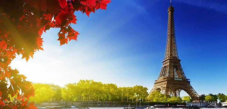 Golyóálló üvegfal mögé kerül Franciaország büszkesége