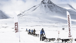 Egy hónap múlva már lehet jelentkezni a Fjällräven Polar 2018 sarkköri kutyaszános túrára
