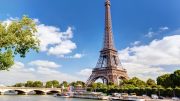 Visszatértek a külföldi turisták Párizsba