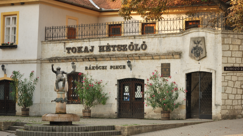Tokaj-Hegyalja: rákapcsolnak a fejlesztésekkel