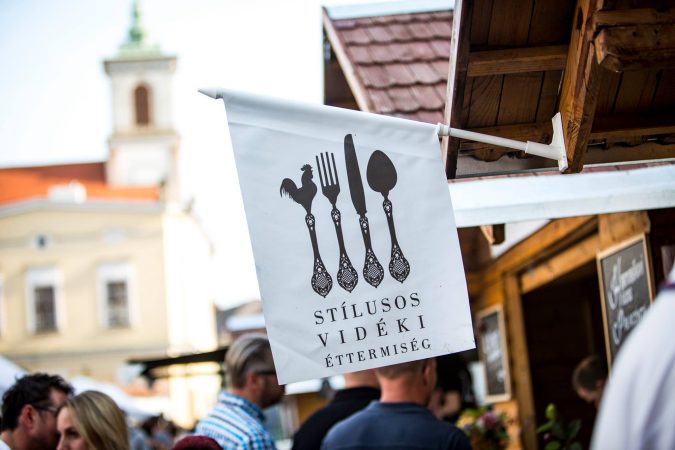 Stílusos vidéki gasztrofesztivál Tatán