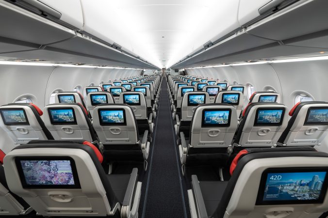 Ingyen alkoholos itallal csábító utasokat az Air Canada