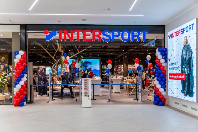 Az Intersport új áruházzal utazik tovább a minőségben