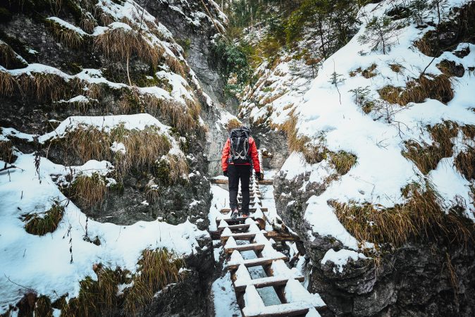 Téli élmények karnyújtásnyira. Merüljünk el a Kassai régió hófödte varázsában.