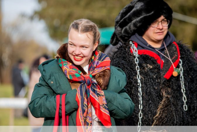 Alakoskodós télűzés Panyolán
