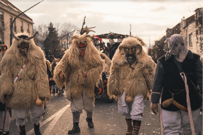 Téltemetés, zajos vigalom és ősi maszkok: Mohácsi busójárás 2026